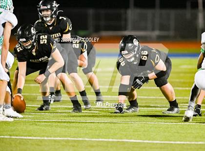 Thumbnail 3 in Kerens vs. Crawford (UIL 2A Bi-District) photogallery.