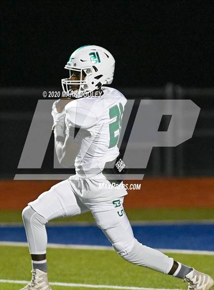 Thumbnail 3 in Kerens vs. Crawford (UIL 2A Bi-District) photogallery.
