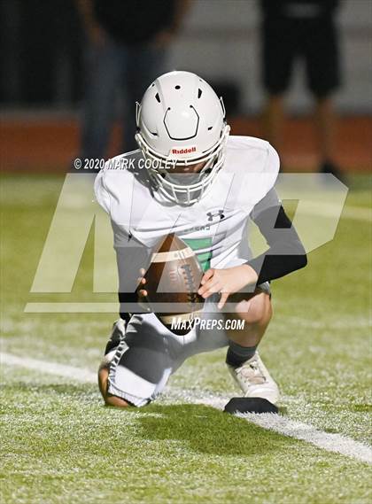 Thumbnail 3 in Kerens vs. Crawford (UIL 2A Bi-District) photogallery.