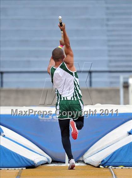 Thumbnail 2 in CIF NCS Masters Track & Field Championships (Boys Pole Vault) photogallery.