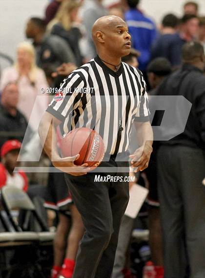Thumbnail 3 in Cedar Park vs. Manor (UIL 5A Area Playoff) photogallery.
