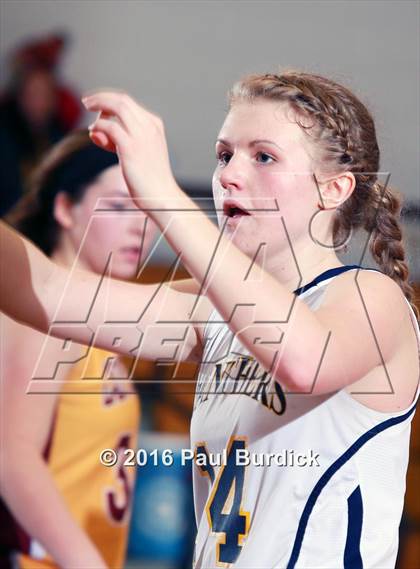 Thumbnail 2 in Elk County Catholic vs Northern Potter (District IX Class A Quarterfinal) photogallery.
