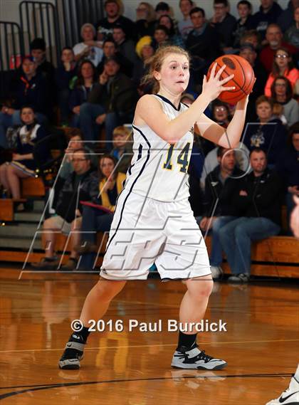 Thumbnail 2 in Elk County Catholic vs Northern Potter (District IX Class A Quarterfinal) photogallery.