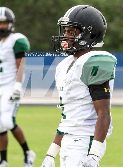 Thumbnail 3 in Bishop McLaughlin Catholic vs Gulf (Scrimmage) photogallery.