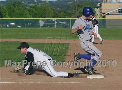 Thumbnail 1 in Analy @ Windsor photogallery.