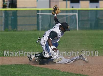 Thumbnail 1 in Analy @ Windsor photogallery.