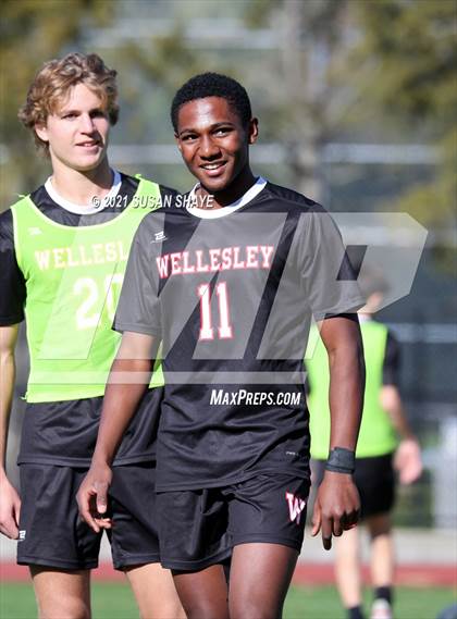 Thumbnail 2 in Andover @ Wellesley (MIAA Division 1 Preliminary Round) photogallery.