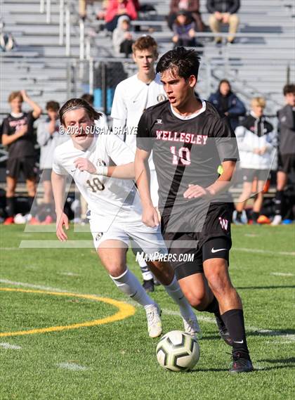 Thumbnail 2 in Andover @ Wellesley (MIAA Division 1 Preliminary Round) photogallery.