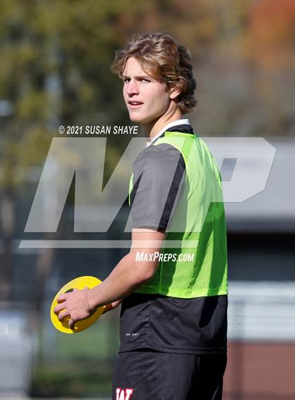 Thumbnail 1 in Andover @ Wellesley (MIAA Division 1 Preliminary Round) photogallery.