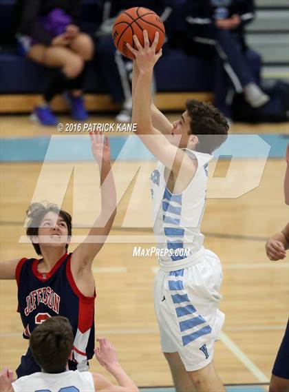 Thumbnail 1 in Jefferson @ Yorktown photogallery.