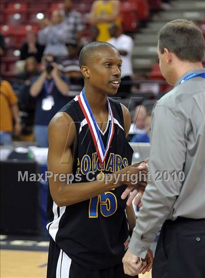 Thumbnail 2 in Newark Memorial vs. De La Salle (CIF NorCal D1 Final) photogallery.