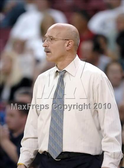 Thumbnail 3 in Newark Memorial vs. De La Salle (CIF NorCal D1 Final) photogallery.