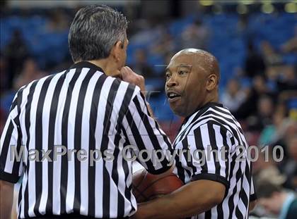 Thumbnail 3 in Newark Memorial vs. De La Salle (CIF NorCal D1 Final) photogallery.