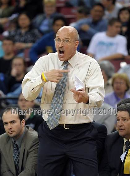 Thumbnail 3 in Newark Memorial vs. De La Salle (CIF NorCal D1 Final) photogallery.