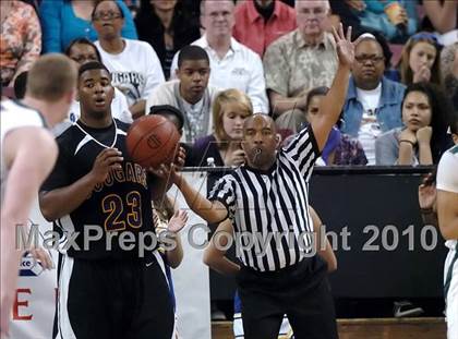 Thumbnail 3 in Newark Memorial vs. De La Salle (CIF NorCal D1 Final) photogallery.