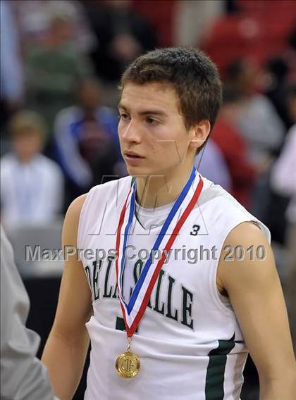 Thumbnail 1 in Newark Memorial vs. De La Salle (CIF NorCal D1 Final) photogallery.