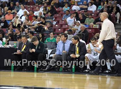 Thumbnail 3 in Newark Memorial vs. De La Salle (CIF NorCal D1 Final) photogallery.
