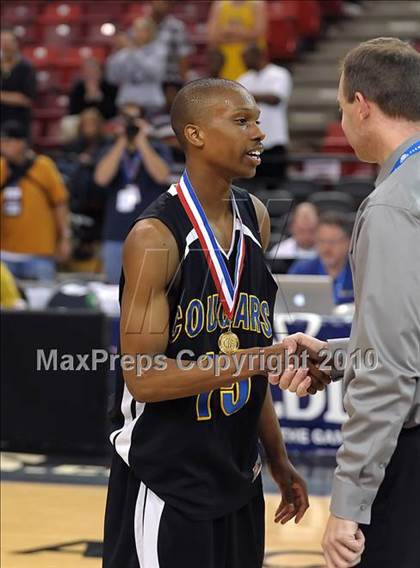 Thumbnail 3 in Newark Memorial vs. De La Salle (CIF NorCal D1 Final) photogallery.