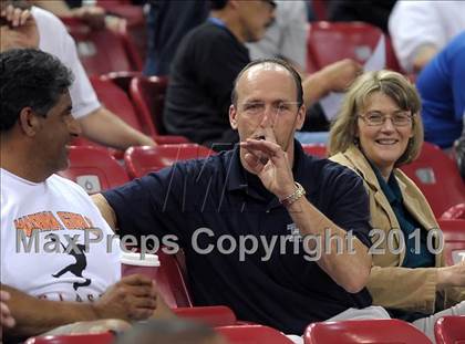 Thumbnail 3 in Newark Memorial vs. De La Salle (CIF NorCal D1 Final) photogallery.