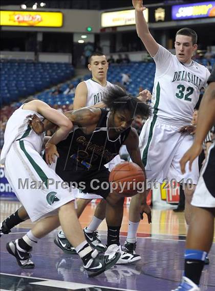 Thumbnail 2 in Newark Memorial vs. De La Salle (CIF NorCal D1 Final) photogallery.