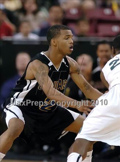 Thumbnail 1 in Newark Memorial vs. De La Salle (CIF NorCal D1 Final) photogallery.