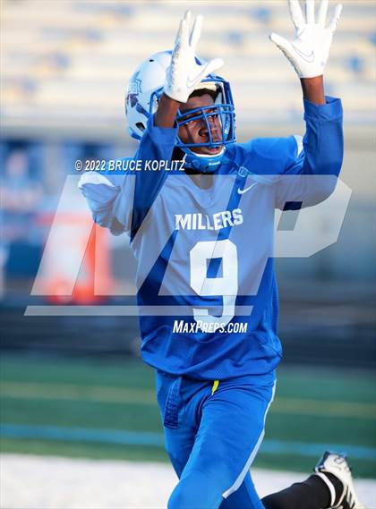 Thumbnail 3 in Belleville @ Millburn photogallery.