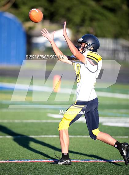 Thumbnail 3 in Belleville @ Millburn photogallery.