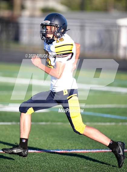 Thumbnail 2 in Belleville @ Millburn photogallery.