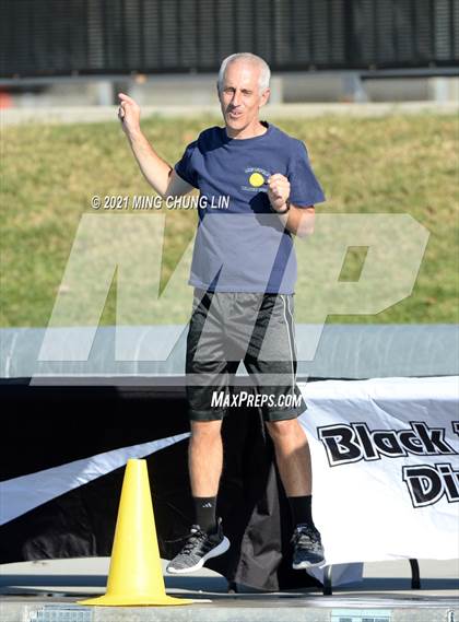 Thumbnail 3 in Huntington Beach vs. Newport Harbor (CIF SS Open Final) photogallery.