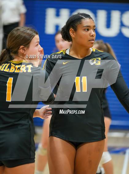 Thumbnail 2 in Gilbert vs. Chaparral photogallery.