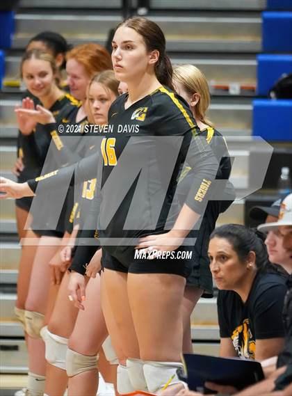 Thumbnail 3 in Gilbert vs. Chaparral photogallery.