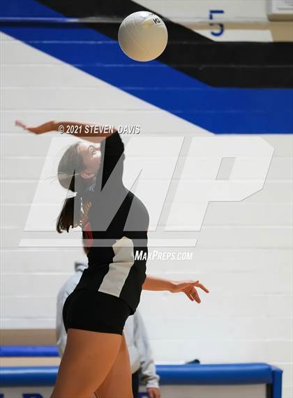 Thumbnail 1 in Gilbert vs. Chaparral photogallery.