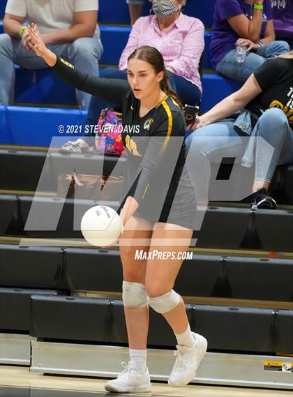Thumbnail 3 in Gilbert vs. Chaparral photogallery.
