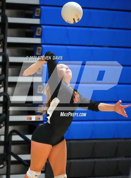 Thumbnail 3 in Gilbert vs. Chaparral photogallery.