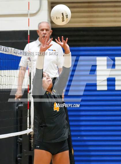 Thumbnail 3 in Gilbert vs. Chaparral photogallery.