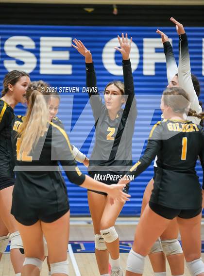 Thumbnail 2 in Gilbert vs. Chaparral photogallery.