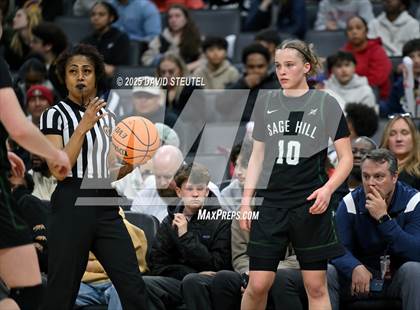 Thumbnail 1 in Sage Hill vs. Carondelet (CIF State D1 Final) photogallery.