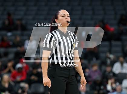 Thumbnail 1 in Sage Hill vs. Carondelet (CIF State D1 Final) photogallery.