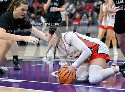 Thumbnail 3 in Sage Hill vs. Carondelet (CIF State D1 Final) photogallery.