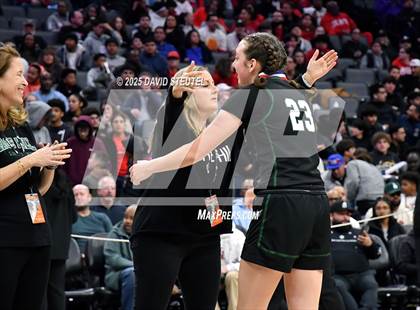 Thumbnail 3 in Sage Hill vs. Carondelet (CIF State D1 Final) photogallery.