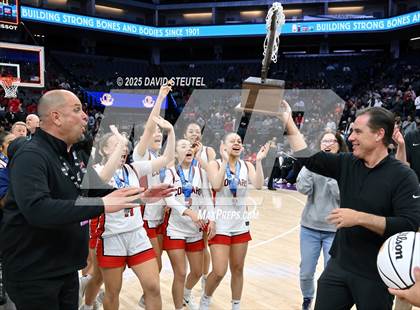 Thumbnail 1 in Sage Hill vs. Carondelet (CIF State D1 Final) photogallery.