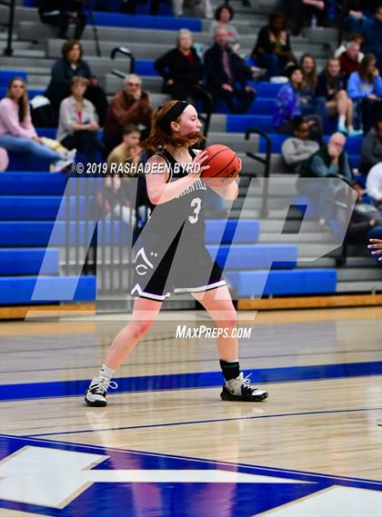 Thumbnail 2 in Chantilly vs. Bishop O'Connell (Rebel Run Classic) photogallery.