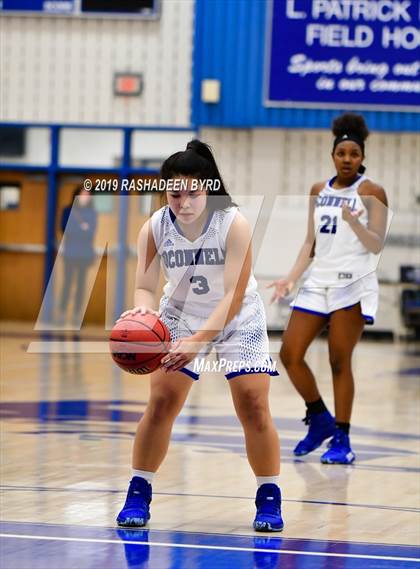 Thumbnail 2 in Chantilly vs. Bishop O'Connell (Rebel Run Classic) photogallery.