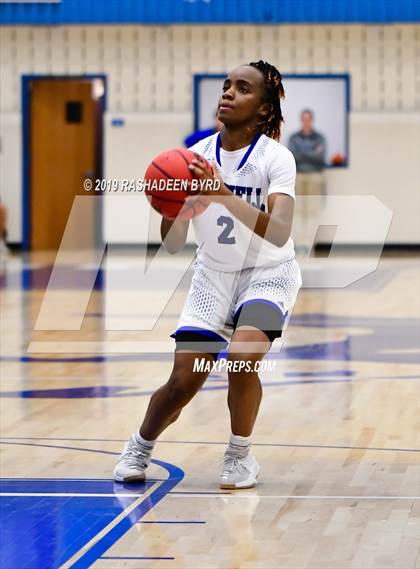 Thumbnail 2 in Chantilly vs. Bishop O'Connell (Rebel Run Classic) photogallery.