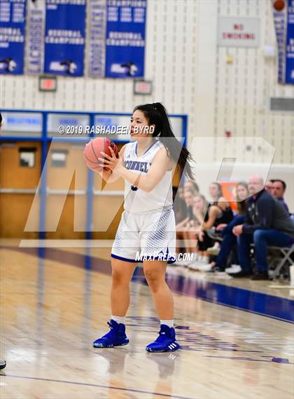 Thumbnail 2 in Chantilly vs. Bishop O'Connell (Rebel Run Classic) photogallery.