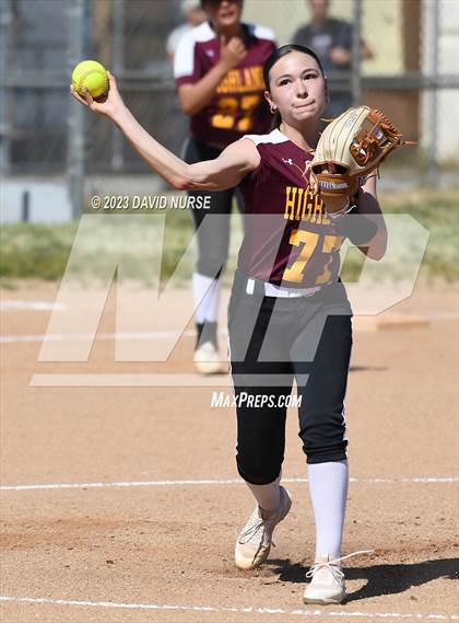 Thumbnail 2 in Highland @ Quartz Hill photogallery.