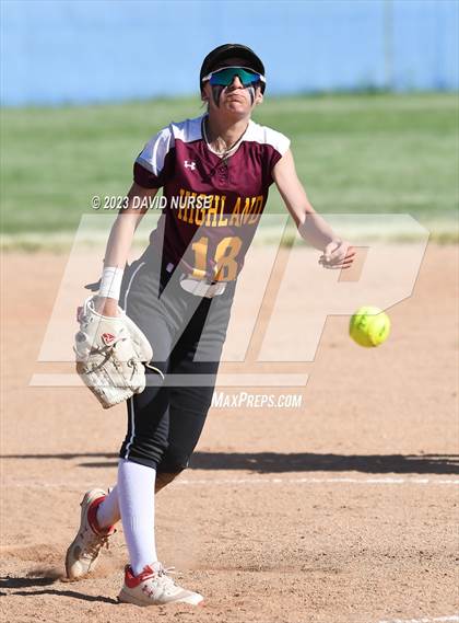 Thumbnail 2 in Highland @ Quartz Hill photogallery.