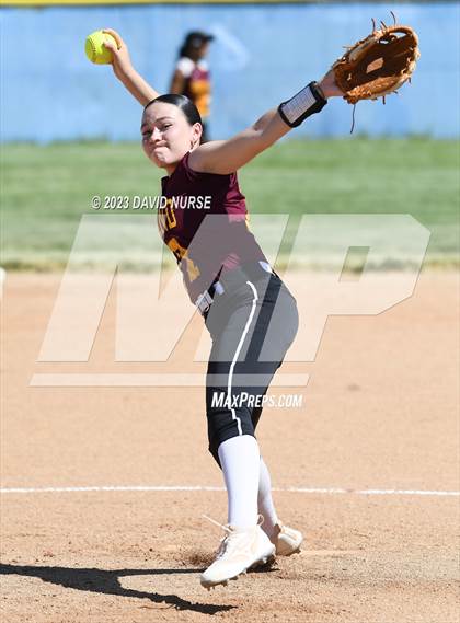 Thumbnail 1 in Highland @ Quartz Hill photogallery.