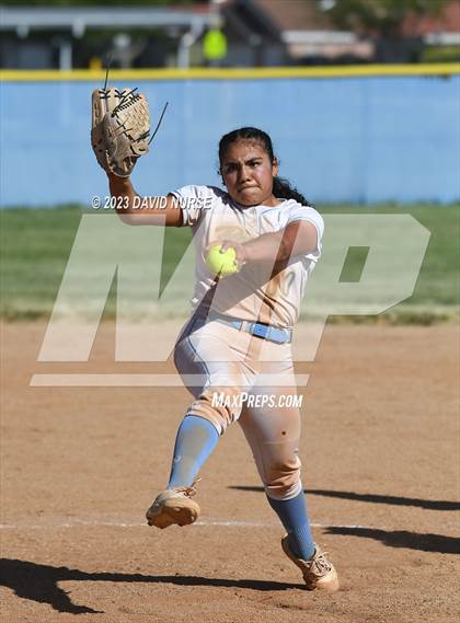 Thumbnail 1 in Highland @ Quartz Hill photogallery.