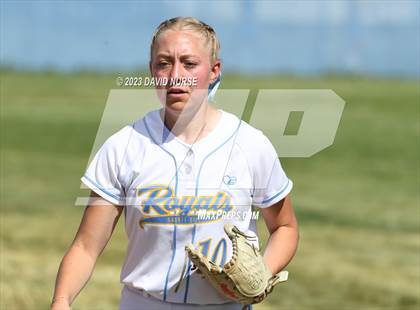 Thumbnail 1 in Highland @ Quartz Hill photogallery.